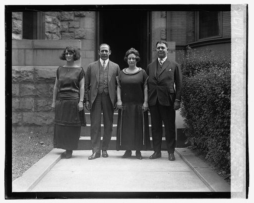 Unidentified men and women], 9/11/23