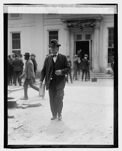 Sen. Borah at White House, [9/27/23