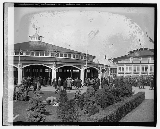 Paddock, Laurel