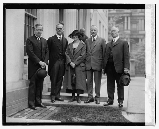 Cary Van Fleur of Frisco, Lloyd M. Robins, Miss Lucy Clark, Cameron, Thos. Davis Seattle