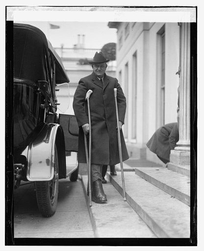 Denby on crutches, [10/23/23