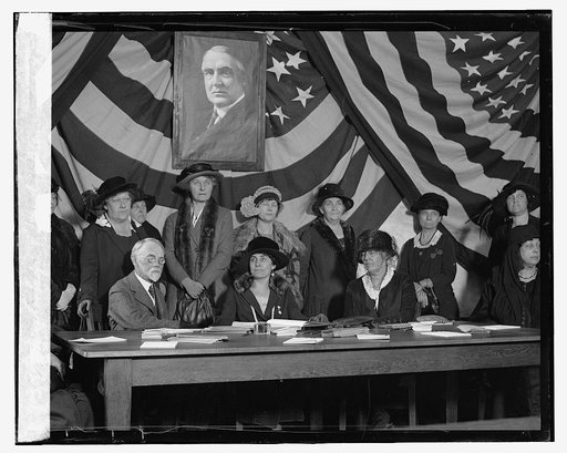 Mrs. Coolidge at Harding Memorial, 11/19/23
