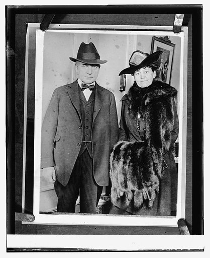 Gov. Lowden & wife