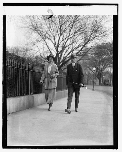 Dr. A.C.D. de Graiff & daughter Constance, 4/4/24