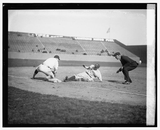 Pipp, N.Y., safe at 3rd, 4/21/24