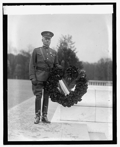 Gen'l Lloyd E. Britt