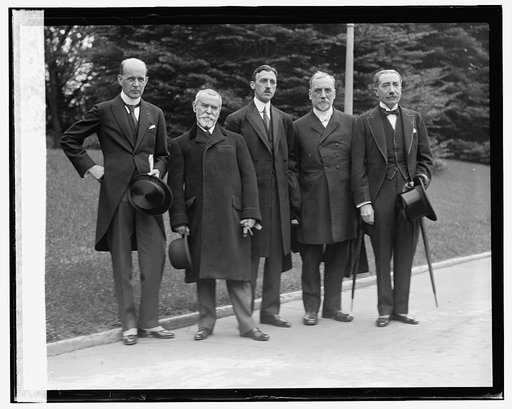Andries Cornelis Dirk de Graeff (Dutch envoy), Ambassador Jules Jusserand, from France; Georges Lauga, France; Rev. Leonard Hoyas, Belgium; and Baron De Cartier De Marchienne, the Belgian Ambassador], 5/10/24