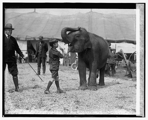 Teddy Roosevelt, 3d, at circus, 5/13/24