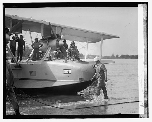 Wilbur in Hydroplane