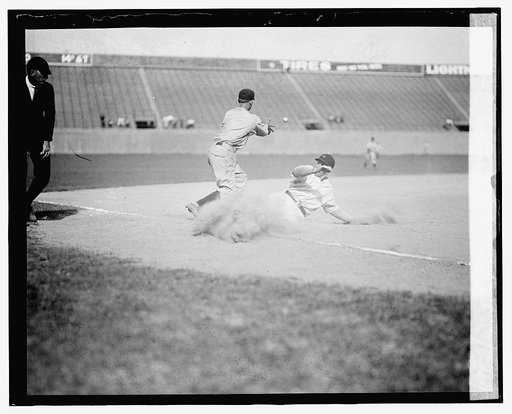 Goslin safe at 3rd, 7/12/24