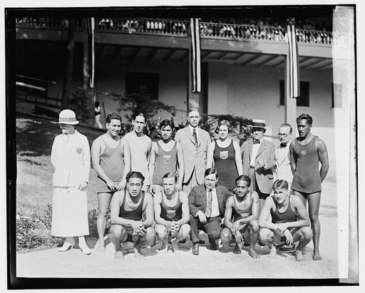 Hawaiian swimming team at Wardman Park Pool