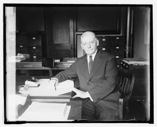 Chas. P. White, Chief of Coal Div., Dept. of Commerce, [8/23/24