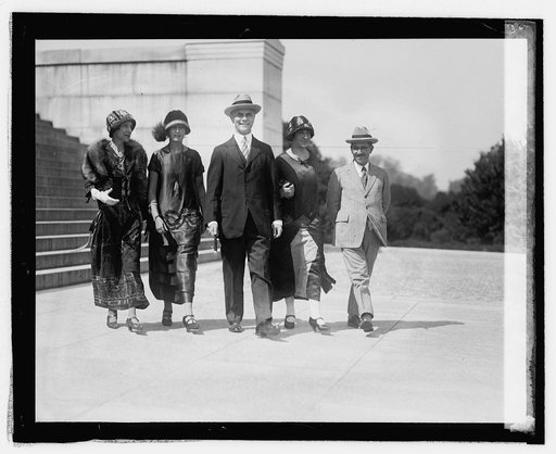Mr. & Mrs. A.H. Geissler, Misses Lenor & Concha Orellano, Col. Victor Norales, [9/8/24