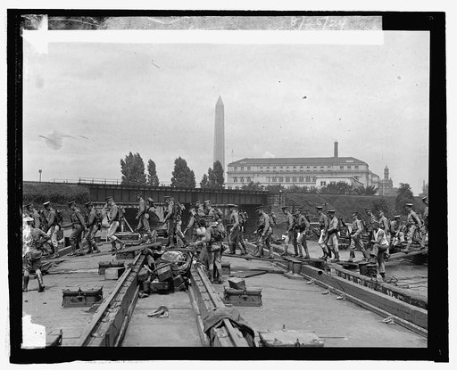Marines entering Washington, 8/25/24