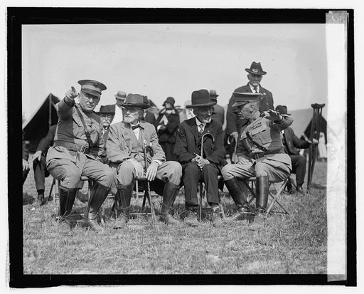 Gen. Lejeune & Gen. Williams at Sharpsburg, Md., [9/15/24