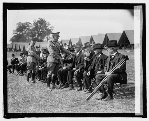 Gen. Lejeune & Gen. Williams at Sharpsburg, Md., [9/15/24