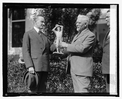 U.S.J. Dunbar presents Pres. Coolidge with statue of Walter Johnson, 10/22/24