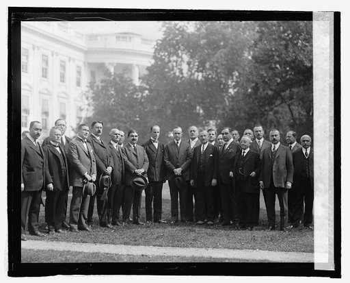 Pres. Coolidge with foreign born American citizens, 10/16/24