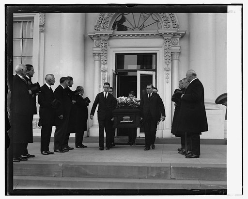 Body of Sen. Wallace being taken from White House, 10/27/24