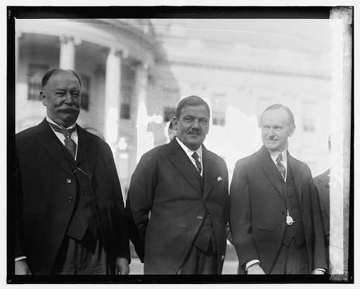 Taft, Gen. Calles, Coolidge at W.H., [10/31/24