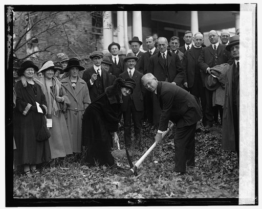 Duncan Stuart & Mrs. E.K. Clinton break ground for Takoma Park Masonic Temple, 11/12/24