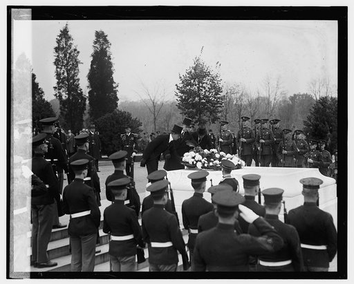 Dwight Davis, Pres. Coolidge, & Sec. Davis [Wilbur?] at Tomb of Un. Sol., 11/11/24