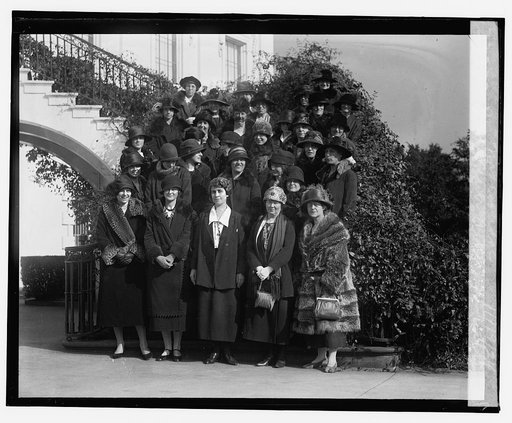 Bryn Mawr Alumnae with Mrs. Coolidge, 11/19/24
