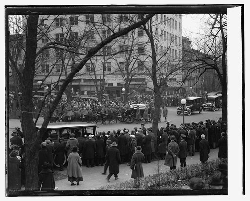 Body of Sam Gompers enroute to A.F. of L. bldg., [12/16/24