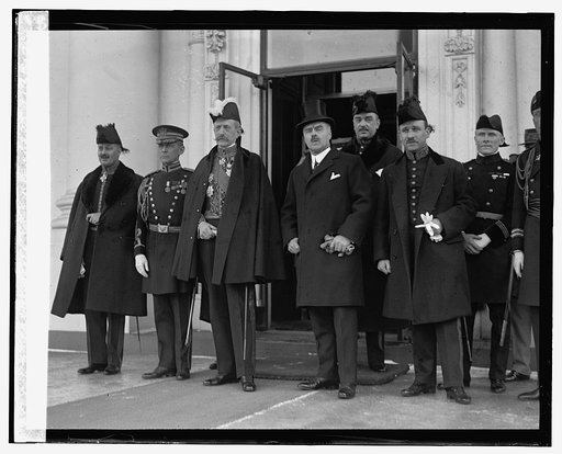 Amb. M. Emile Daeschner presents credentials to President, 1/30/25