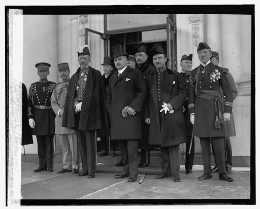 Amb. M. Emile Daeschner presents credentials to President, [1/30/25