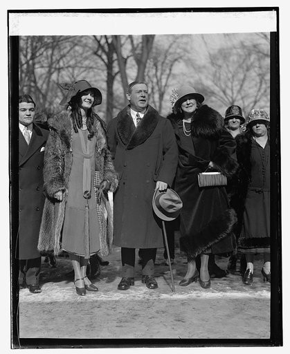 Mrs. Augusta Malcomson and daughter, Ruth with Senator Edge at W.H.. [1/30/25