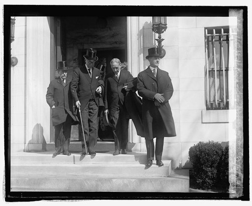 David Barry, Sen. Shortridge, [...] W.H. King, Sec. Wilbur at Mccormick [funeral], 2/26/[25
