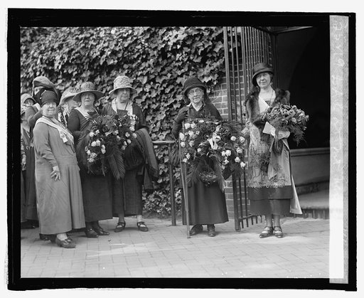 D.A.R. officers at Mt. Vernon, 4/24/25