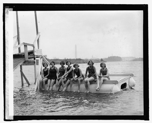 Girls from Keiths at Arlington Beach, [4/29/25