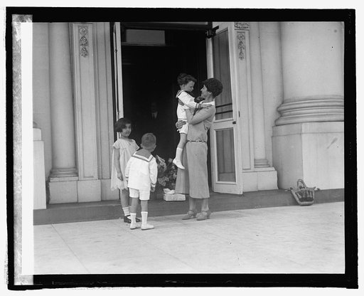 Children present Mrs. Coolidge with flowers, [5/1/25