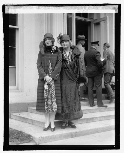Mrs. Rob't Deyer & daughter, Elizabeth, 5/2/25