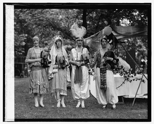 Debs at Twin Oaks - spring fete for neighborhood house, 5/14/25