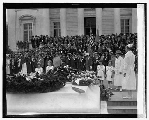 Mother's Day at Arlington, [5/10/25