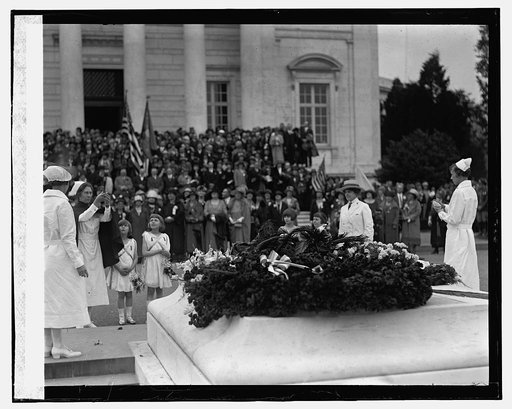 Mother's Day at Arlington, [5/10/25