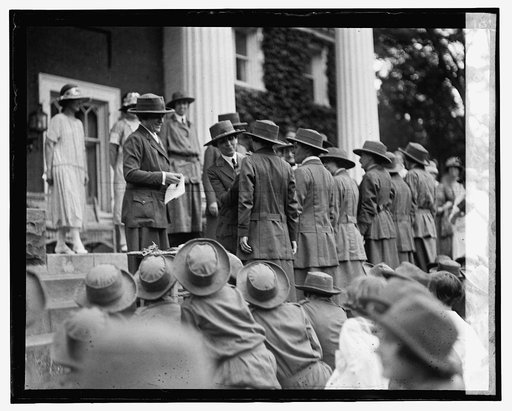 Mrs. Coolidge with girl scouts, [6/5/25