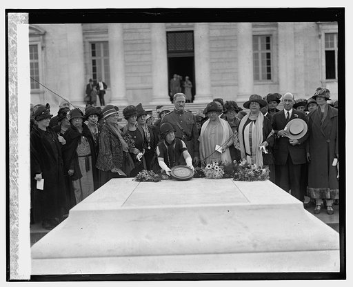 Mrs. Florence M. Thorpe of Lynn, Mass. Service Star Legion, 5/26/25