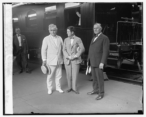 Frank Morrison, Robt. La Follette and Wm. Greene at station, [6/19/25
