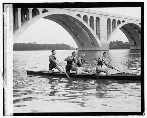 Potomac Boat Club canoe crew