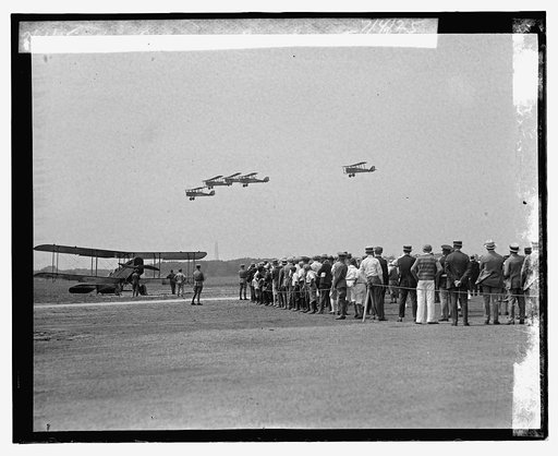 Air Circus, Bowling [i.e., Bolling?] Field, 7/4/25