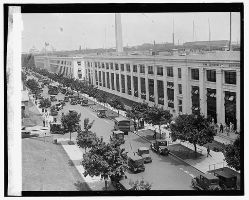 Munitions Bldg. [i.e., Main Navy and Munitions Buildings, temporary office buildings at Constitution Avenue near 18th Street, N.W., Washington, D.C.