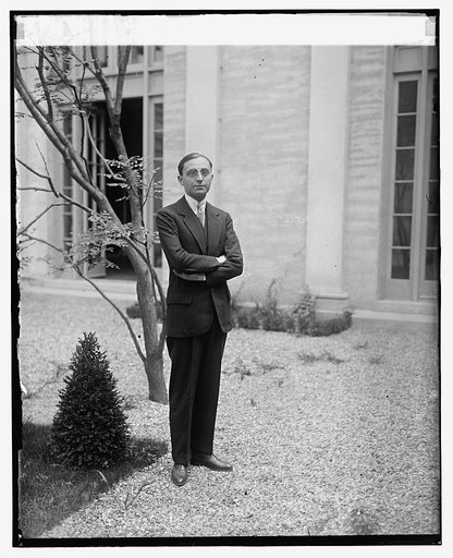 Signor Leonarto Vitetti, Attache of Italian Embassy, 8/5/25