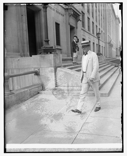 E.C. Yellowly, Chief of gen. prohibition agents, 8/18/25