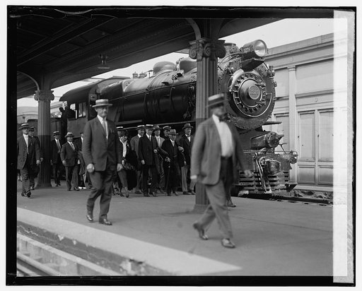 President Coolidge & party return from Swampscott, 9/10/25