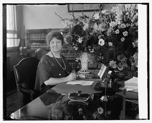 Miss Jessie Dell, Civil Service Commissioner, 9/18/25