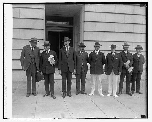Sec. Wilbur with Naval officers at special aviation hearing, 9/22/25